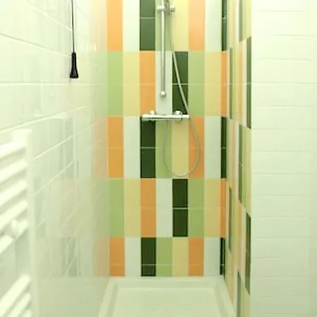 Apartment Welcoming In With Included Parking