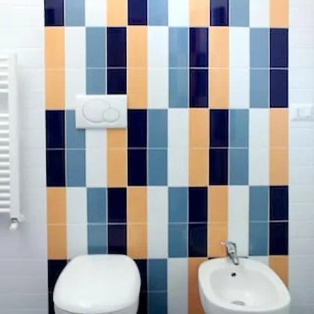 Welcoming In With Included Parking Apartment
